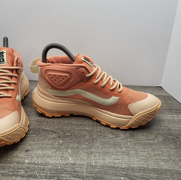 VANS MTE Crosspath Hiking Boots Orange Women's Size 7 New - Picture 3 of 8
